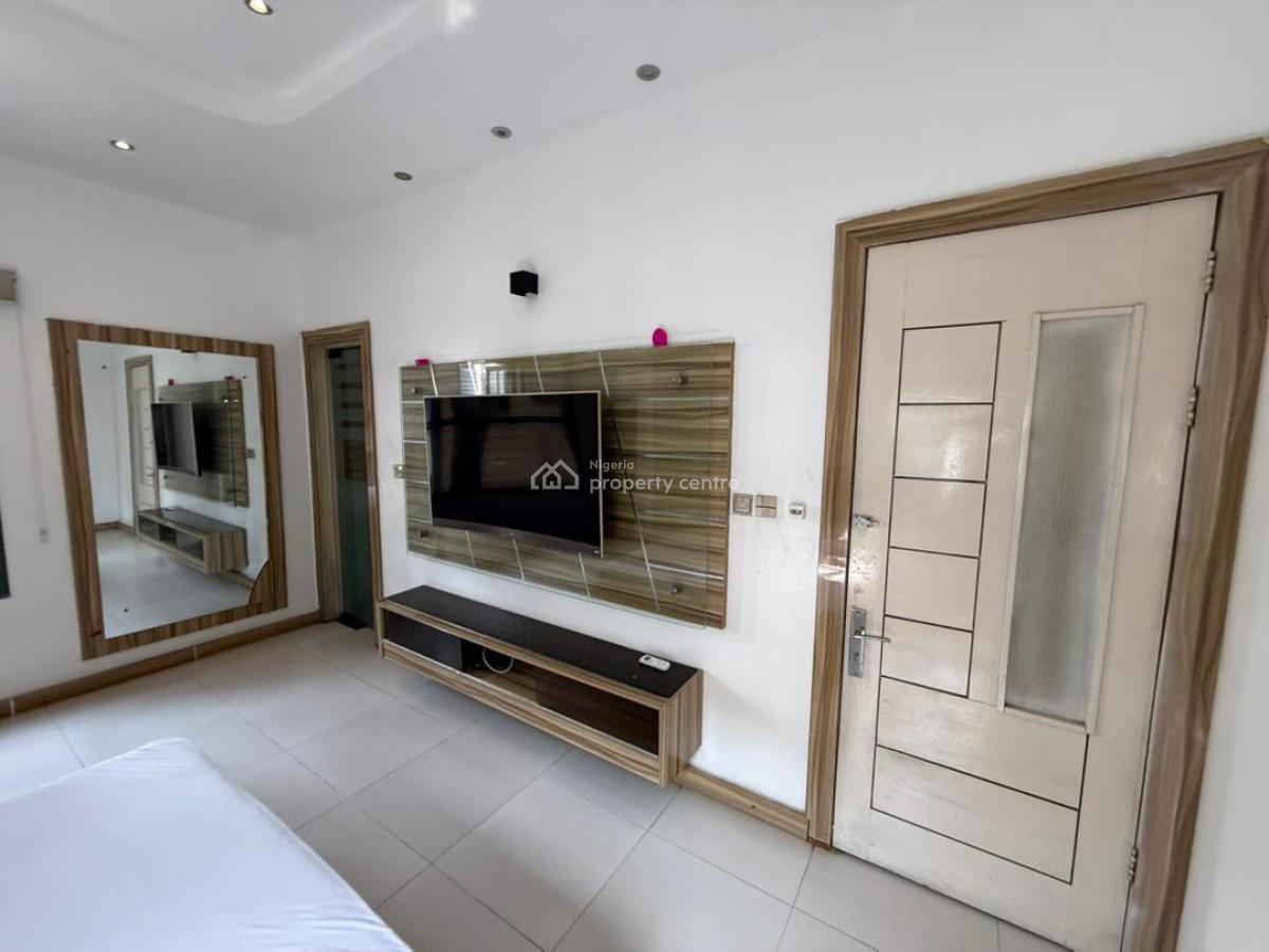 Luxury 2 Bedroom Apartment with Excellent Facility, Freedom Way, Lekki, Lagos, Flat / Apartment for Rent