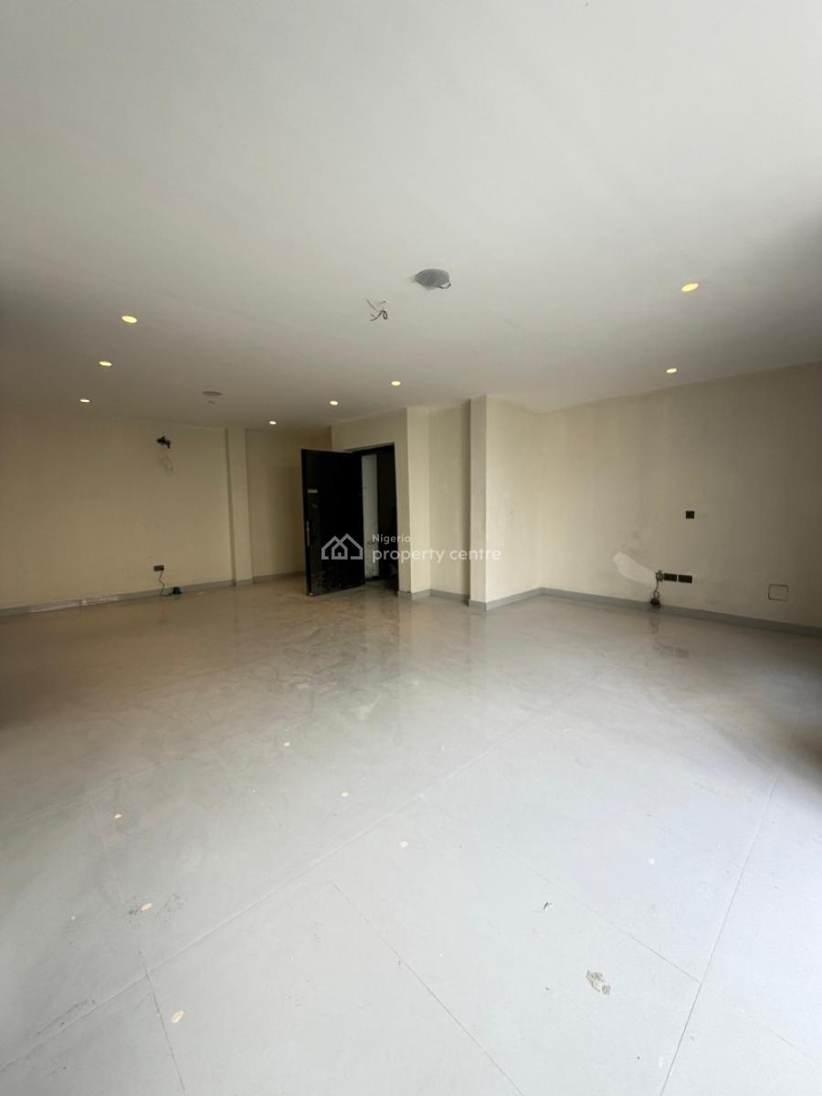 Luxury 2 Bedrooms Apartment with an Elevator, Lekki Phase 1, Lekki, Lagos, Flat / Apartment for Sale