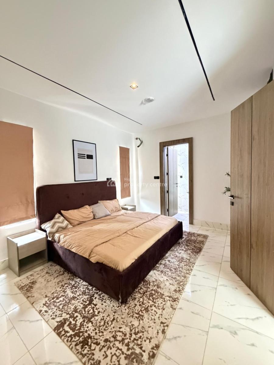 Standard 2 Bedroom Apartment with Gym, Swimming Pool and Elevator, Lekki Phase 1, Lekki, Lagos, Flat / Apartment for Sale