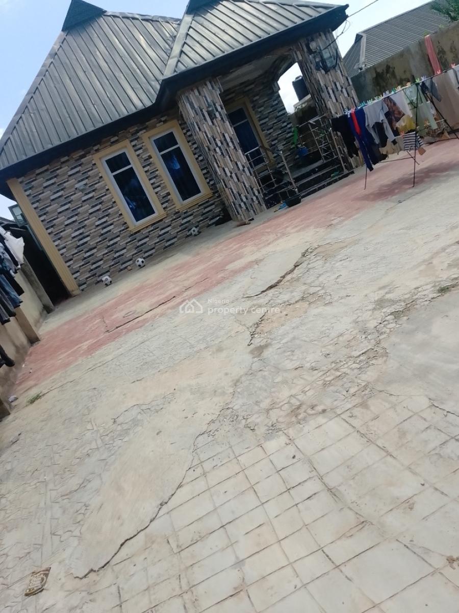 Luxury 3 Bedroom Bungalow, Igbogbo Estate, Igbogbo, Ikorodu, Lagos, House for Sale