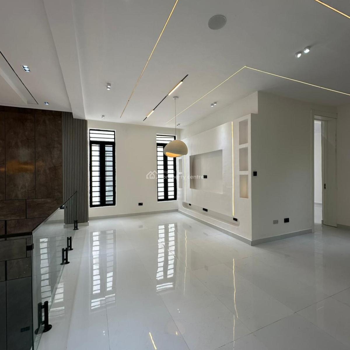 Luxurious 5 Bedrooms Semi Detached Duplex with Bq, Lekki Phase 1, Lekki, Lagos, Semi-detached Duplex for Sale