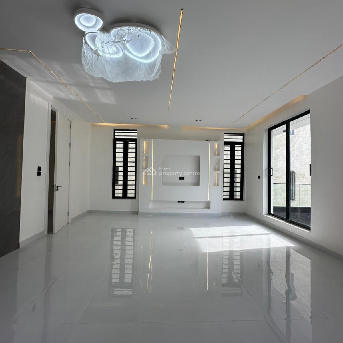 Luxurious 5 Bedrooms Semi Detached Duplex with Bq, Lekki Phase 1, Lekki, Lagos, Semi-detached Duplex for Sale