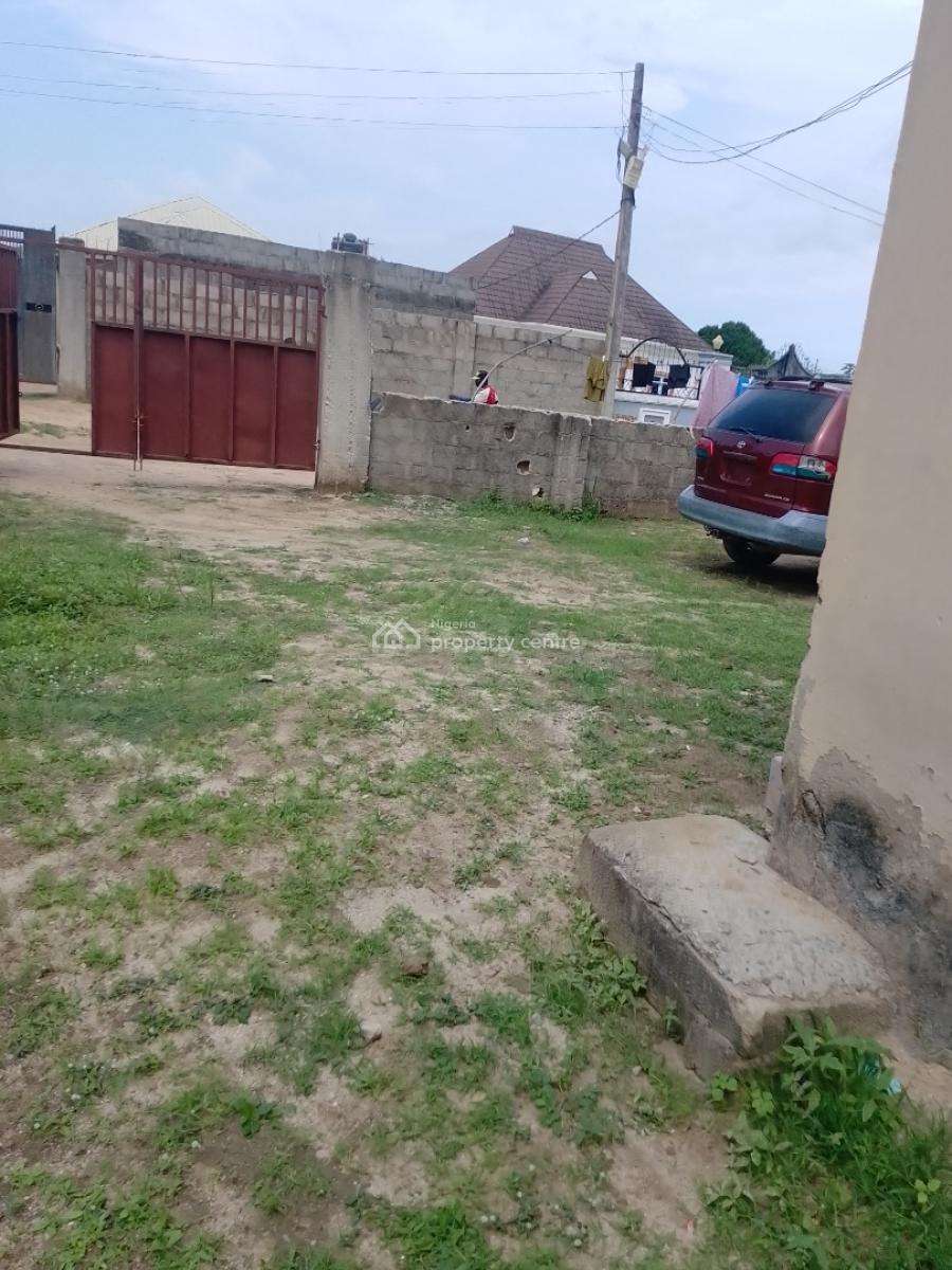 Luxury 3 Numbers of Room and Parlor Self Contained, Igbogbo Estate, Igbogbo, Ikorodu, Lagos, House for Sale