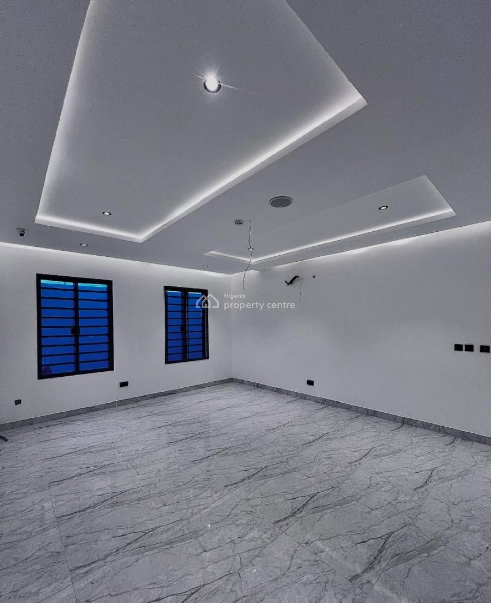 Luxury 4 Bedroom Terrace  with Inverter & Battery, Well Finished, Lekki Right, Lekki Phase 1, Lekki, Lagos, Terraced Duplex for Sale