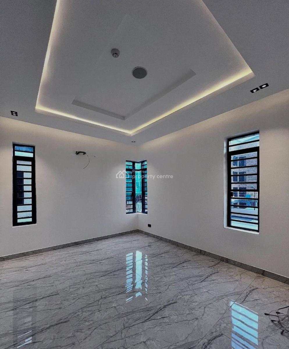 Luxury 4 Bedroom Terrace  with Inverter & Battery, Well Finished, Lekki Right, Lekki Phase 1, Lekki, Lagos, Terraced Duplex for Sale