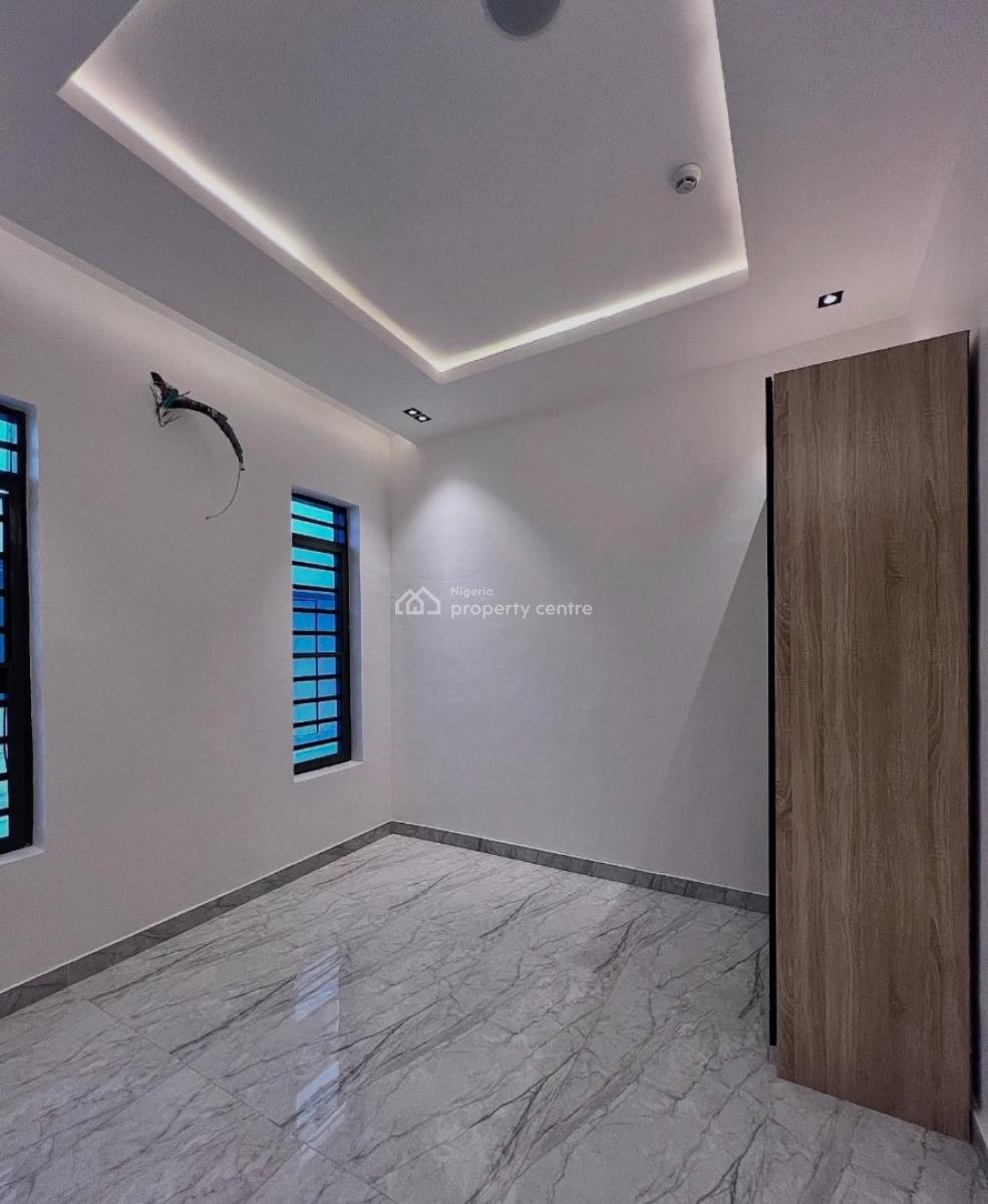 Luxury 4 Bedroom Terrace  with Inverter & Battery, Well Finished, Lekki Right, Lekki Phase 1, Lekki, Lagos, Terraced Duplex for Sale