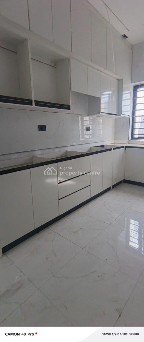 Brand New House for Commercial Use, Igbo Efon, Lekki, Lagos, Hotel / Guest House for Rent