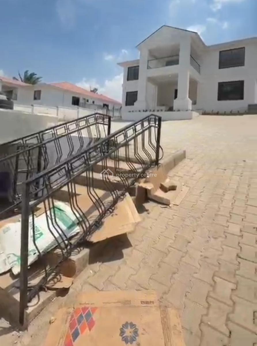 Fully Detached 6 Bedroom Mansion with 2 Bedroom Chalet., Asokoro Main., Asokoro District, Abuja, Detached Duplex for Rent