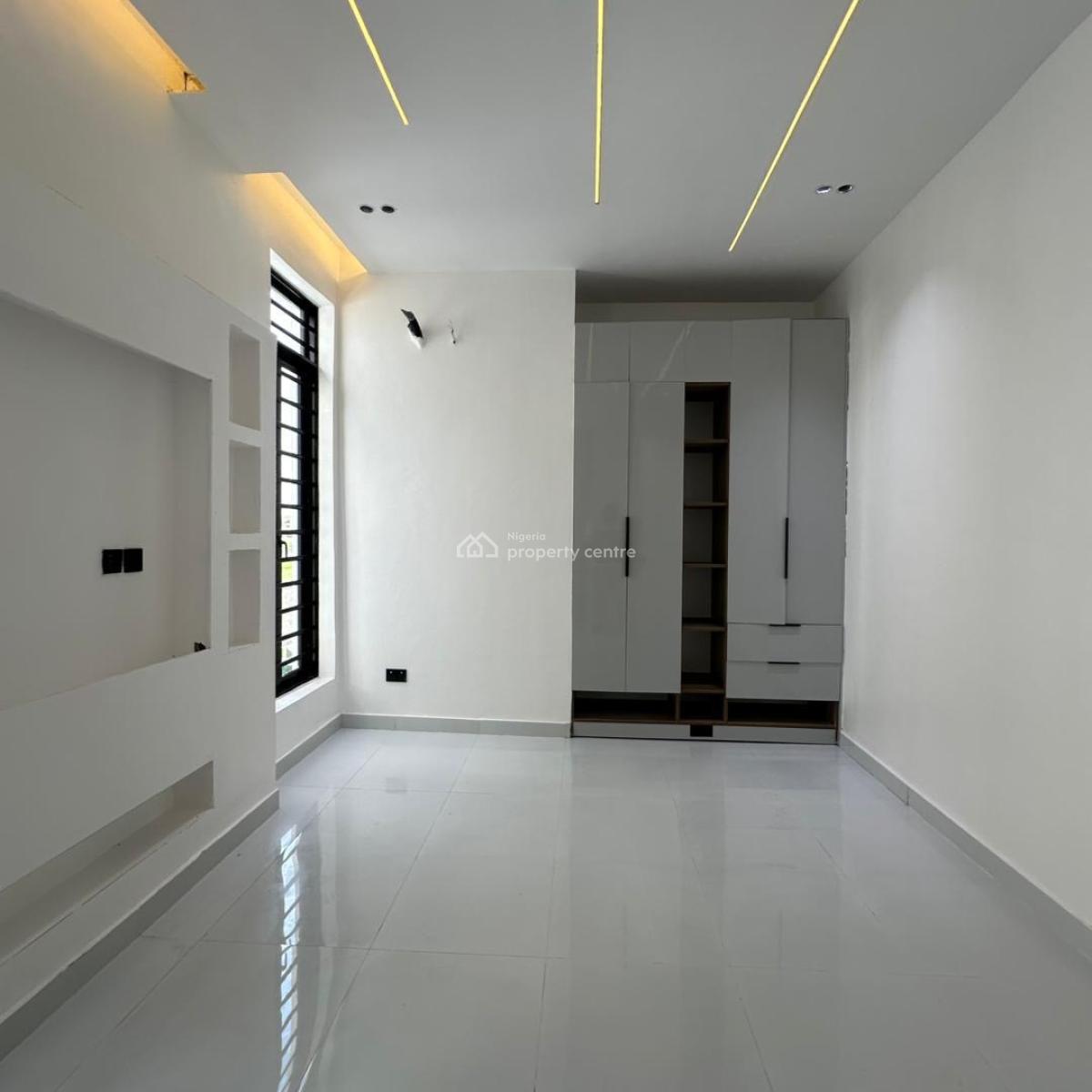 Contemporary 5 Bedrooms Fully Detached Duplex, Lekki Phase 1, Lekki, Lagos, Detached Duplex for Sale