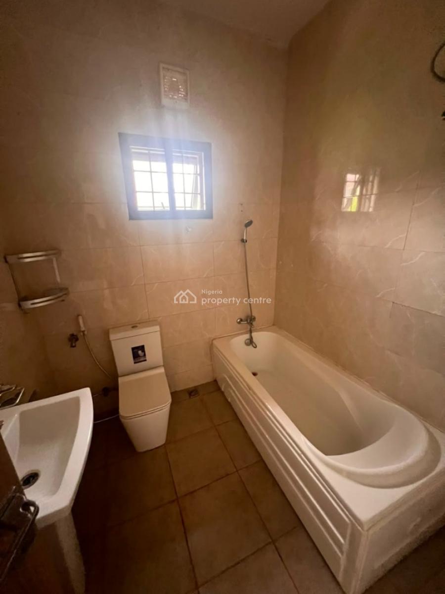 a Very Good Spacious 3-bedroom Flat, By Gilmore, Jahi, Abuja, Flat / Apartment for Rent