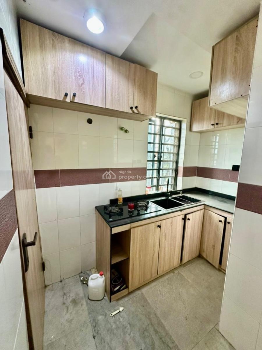 Sharp and Beautiful in Serene Surroundings, Ologolo, Lekki, Lagos, Flat / Apartment for Rent