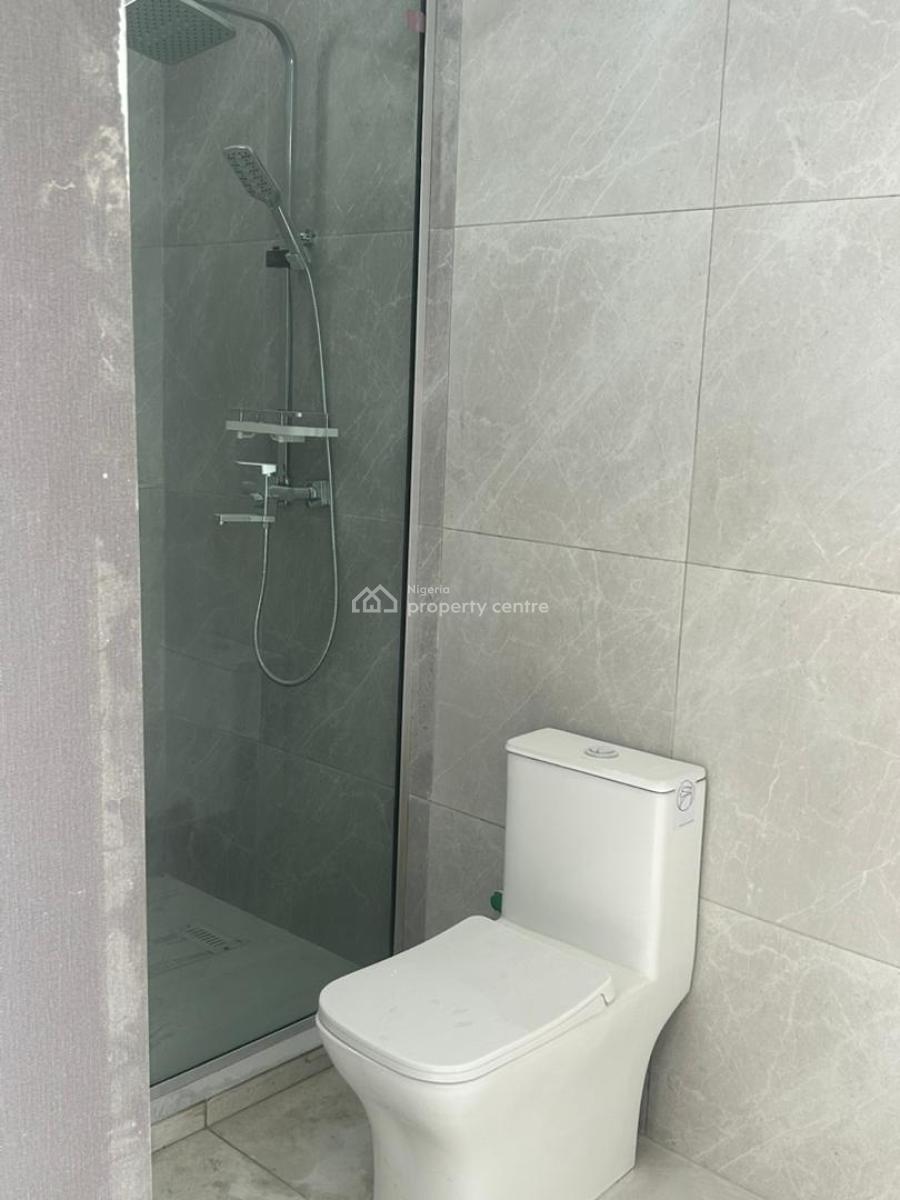 Brand New and Fully Serviced 3 Bedroom Flat with Bq, Swimming Pool,gym, Lekki Phase 1, Lekki, Lagos, Flat / Apartment for Rent