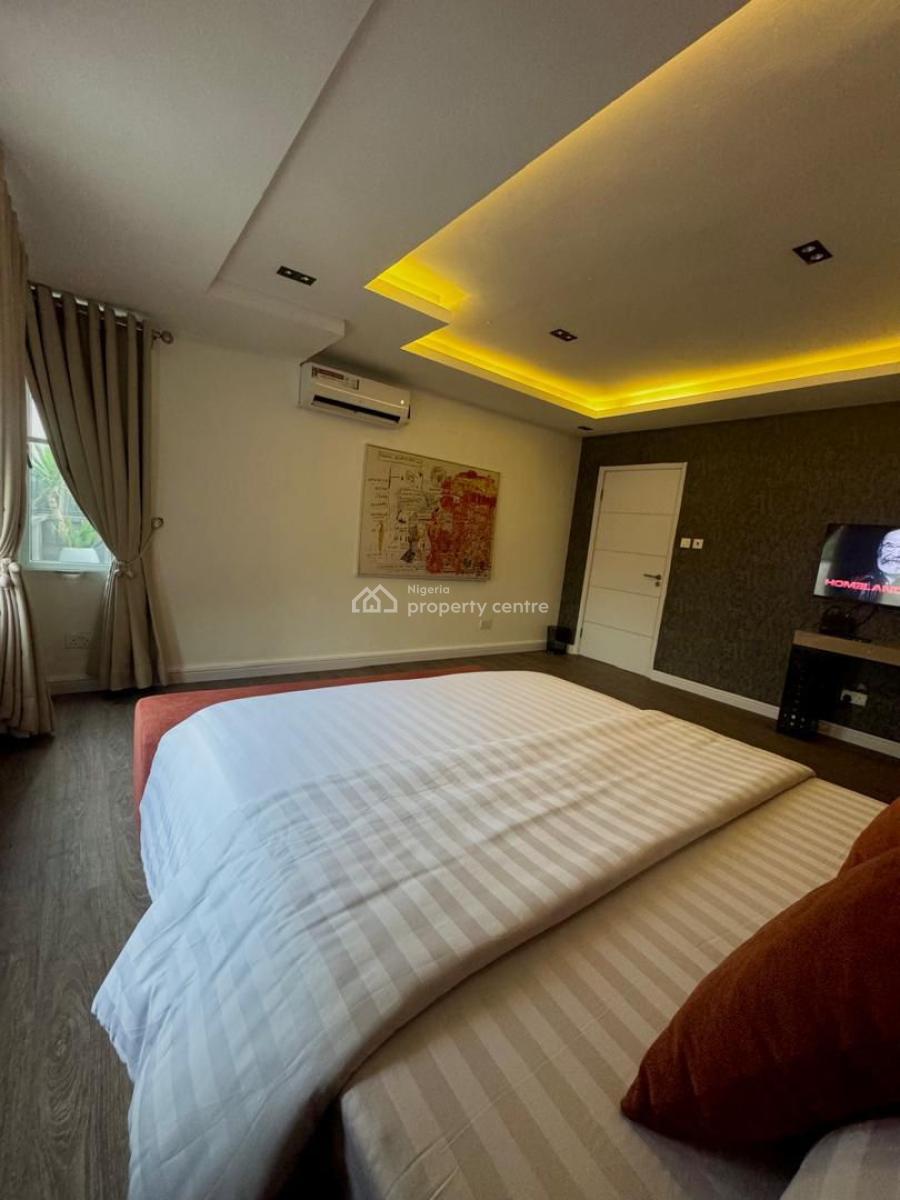 Luxury Furnished Two Bedroom, Off Admiralty Way, Lekki Phase 1, Lekki, Lagos, Flat / Apartment for Rent