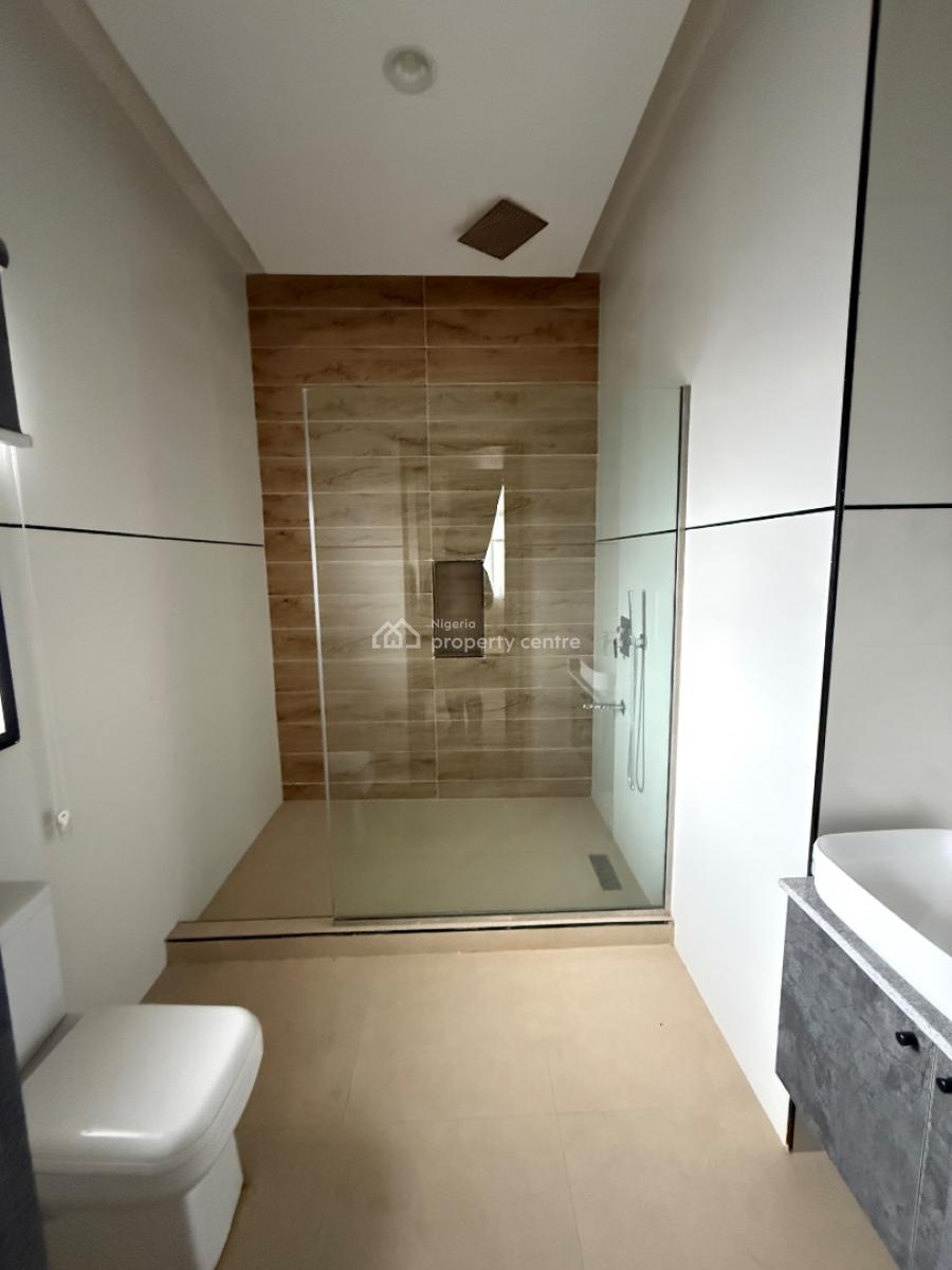 Luxury 3 Bedroom Apartment, Guzape District, Abuja, Flat / Apartment for Sale