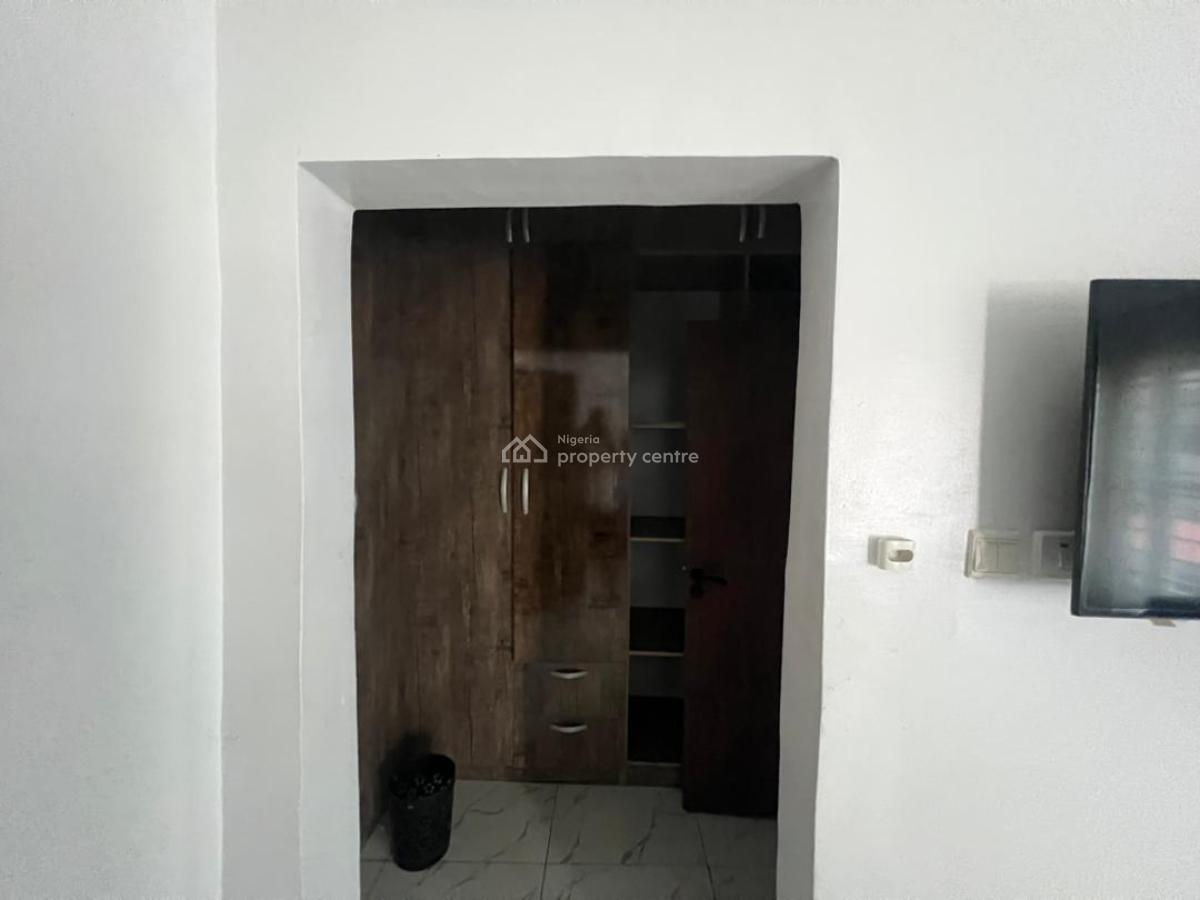 Fully Serviced 4 Bedrooms Detached Duplex, Bq and Swimming Pool, Ikota Second Gate, Ikota, Lekki, Lagos, Detached Duplex for Sale
