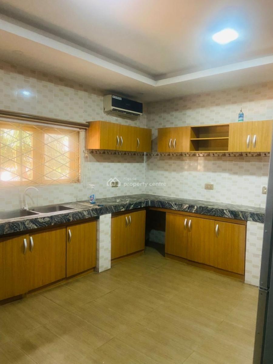 a Very Good 5-bedroom Fully Detached Duplex + Bqs, Asokoro District, Abuja, Detached Duplex for Rent