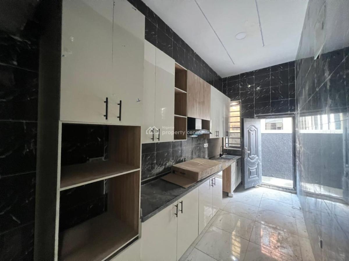 3 Bedrooms  Terrace Duplex with Private Compound, Ajah General Paint Estate, Lekki, Lagos, Terraced Duplex for Sale