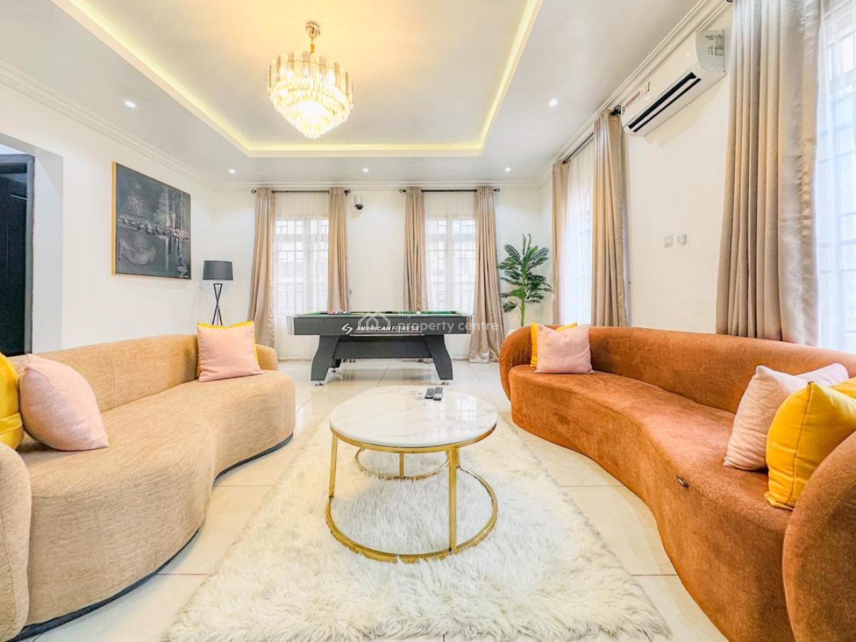 Luxury 3 Bedroom Apartment with Modern Amenities Available From Today, 3 Bedroom Shortlet Apartment Available in Freedom Way, Lekki Phase 1, Lekki Phase 1, Lekki, Lagos, Flat / Apartment Short Let