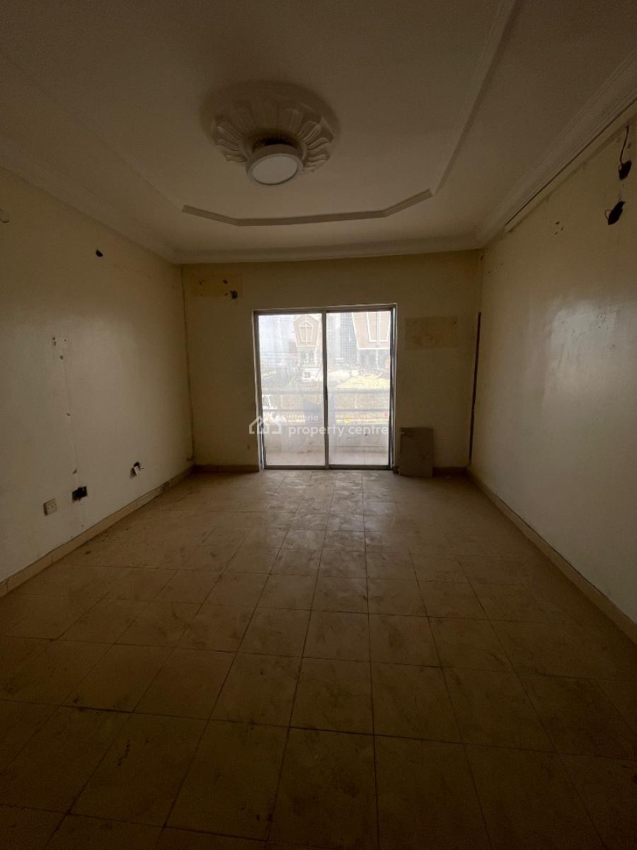 6 Bedroom Terrace Duplex, Lekki Right, Lekki Phase 1, Lekki, Lagos, Office Space for Rent