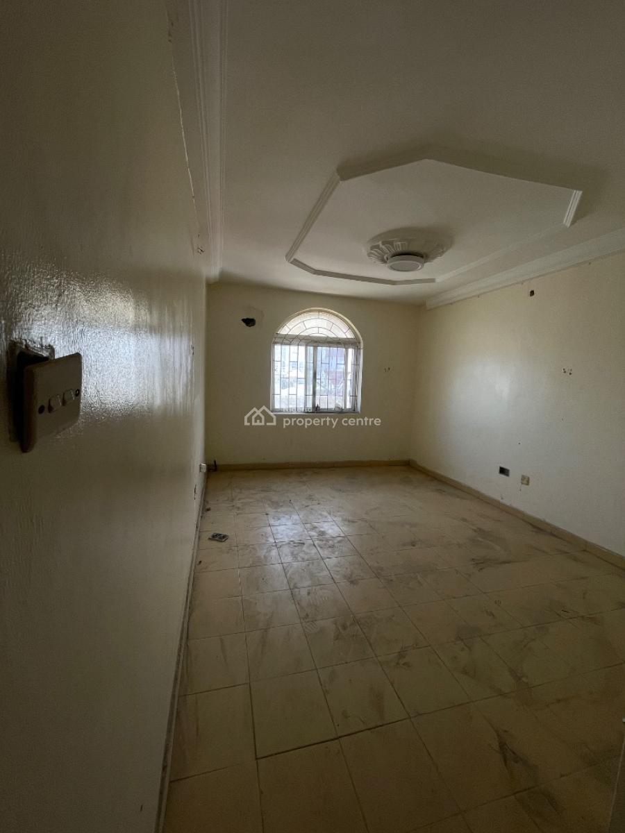 6 Bedroom Terrace Duplex, Lekki Right, Lekki Phase 1, Lekki, Lagos, Office Space for Rent