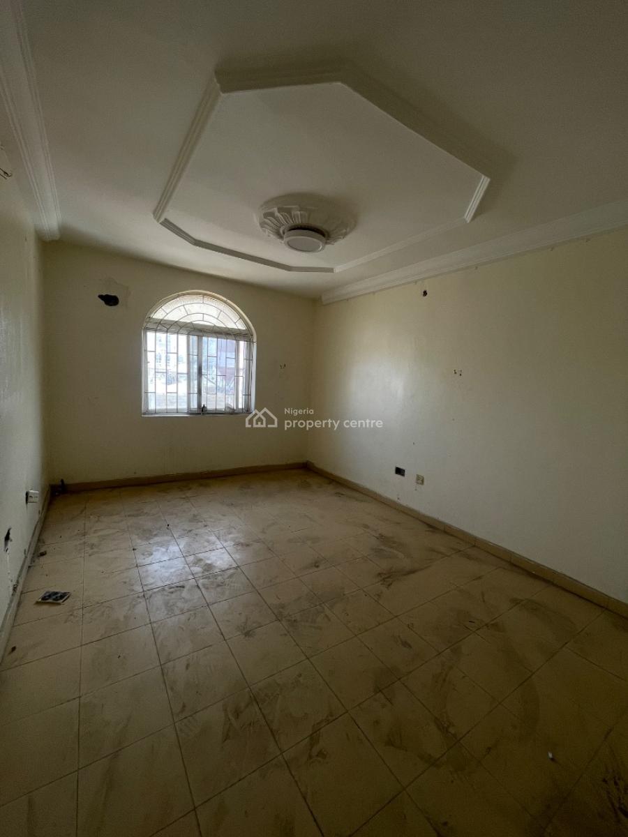 6 Bedroom Terrace Duplex, Lekki Right, Lekki Phase 1, Lekki, Lagos, Office Space for Rent