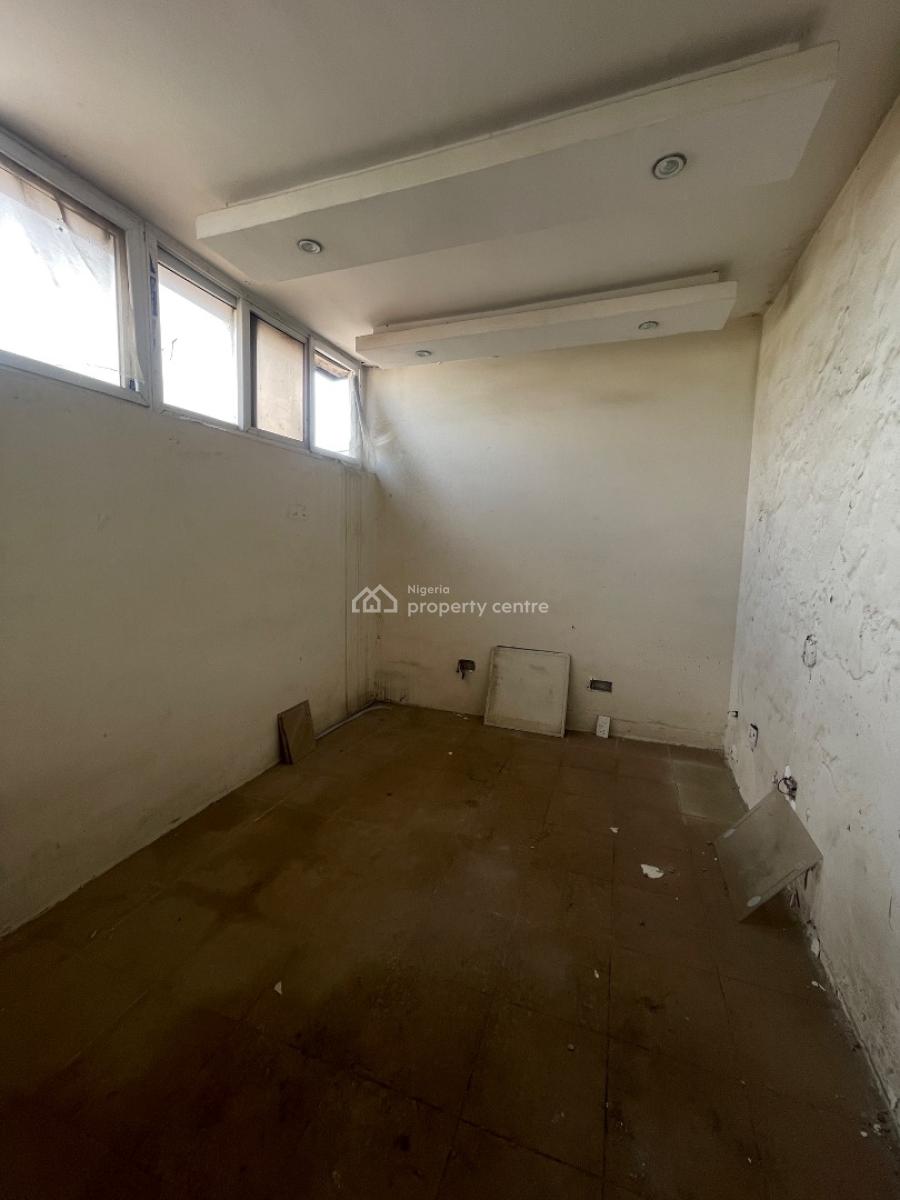 6 Bedroom Terrace Duplex, Lekki Right, Lekki Phase 1, Lekki, Lagos, Office Space for Rent