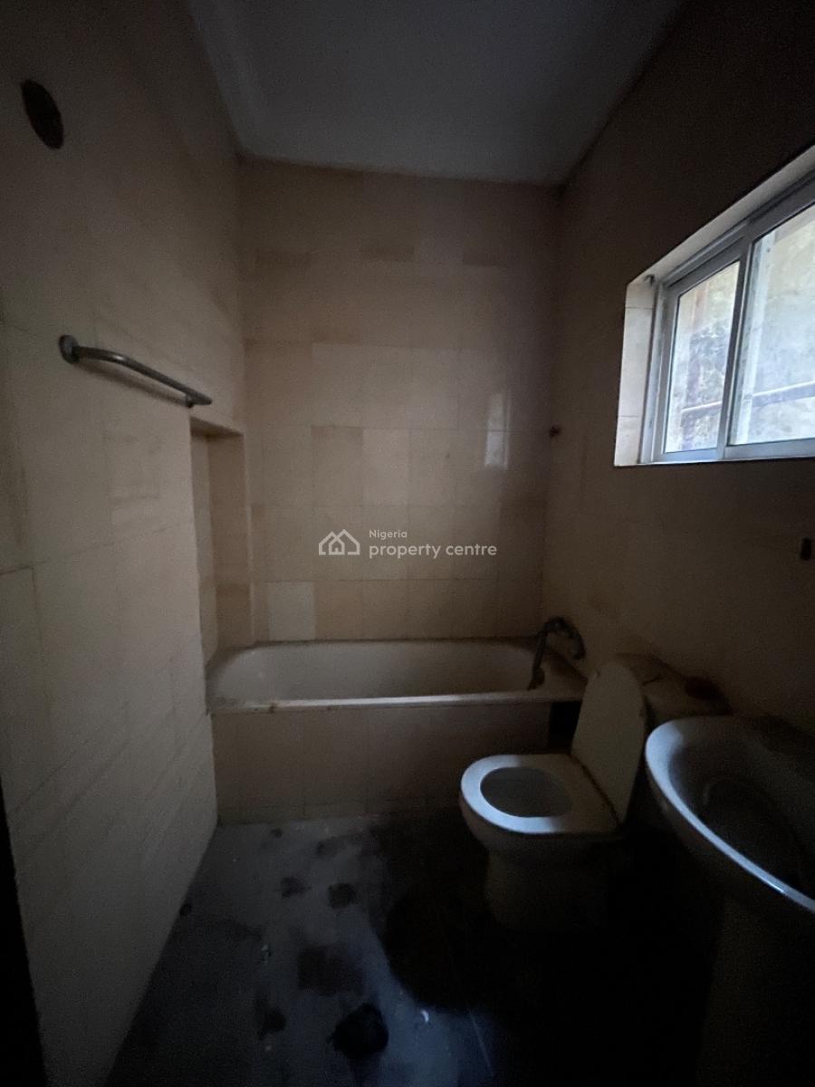 6 Bedroom Terrace Duplex, Lekki Right, Lekki Phase 1, Lekki, Lagos, Office Space for Rent