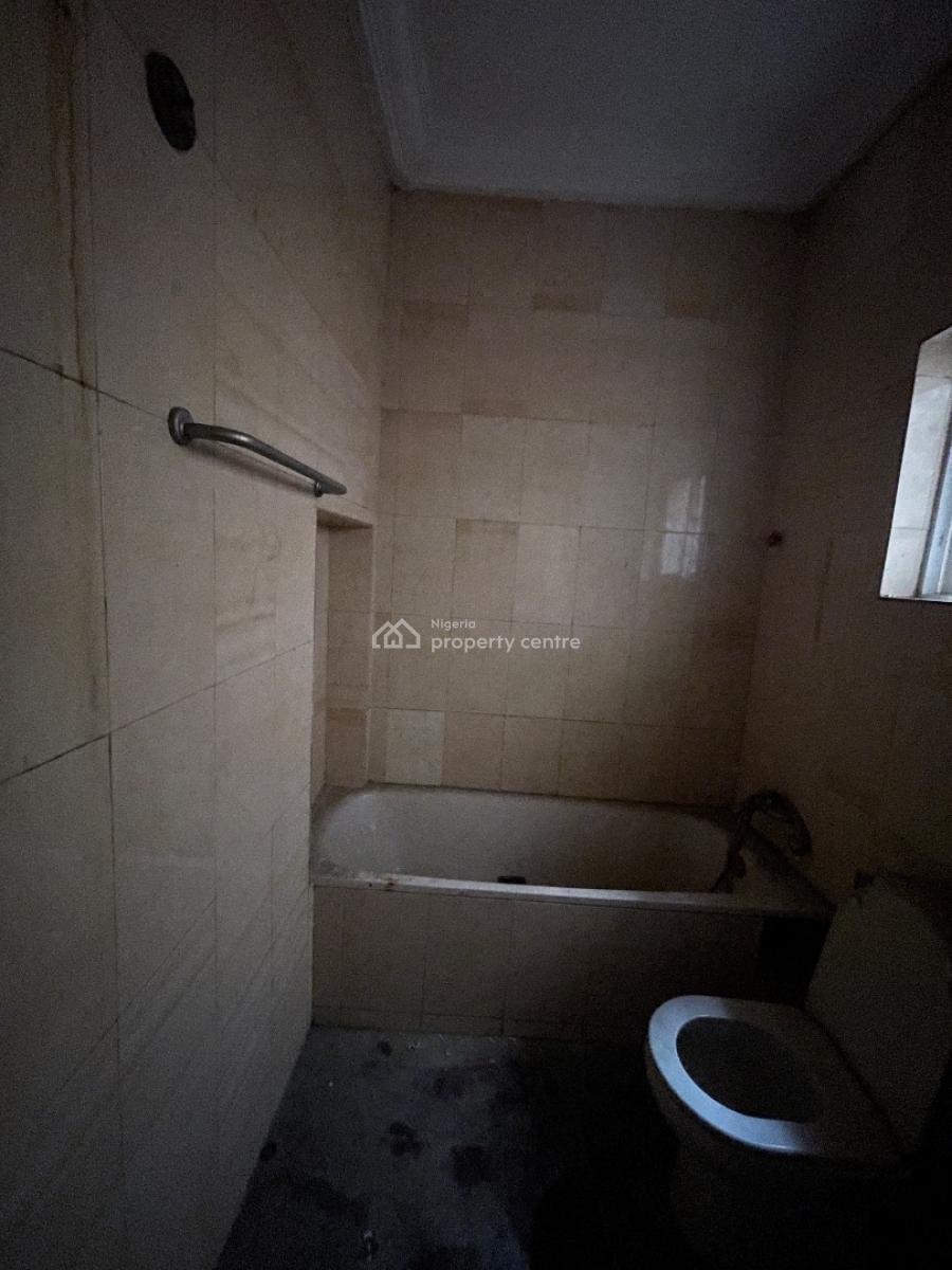 6 Bedroom Terrace Duplex, Lekki Right, Lekki Phase 1, Lekki, Lagos, Office Space for Rent