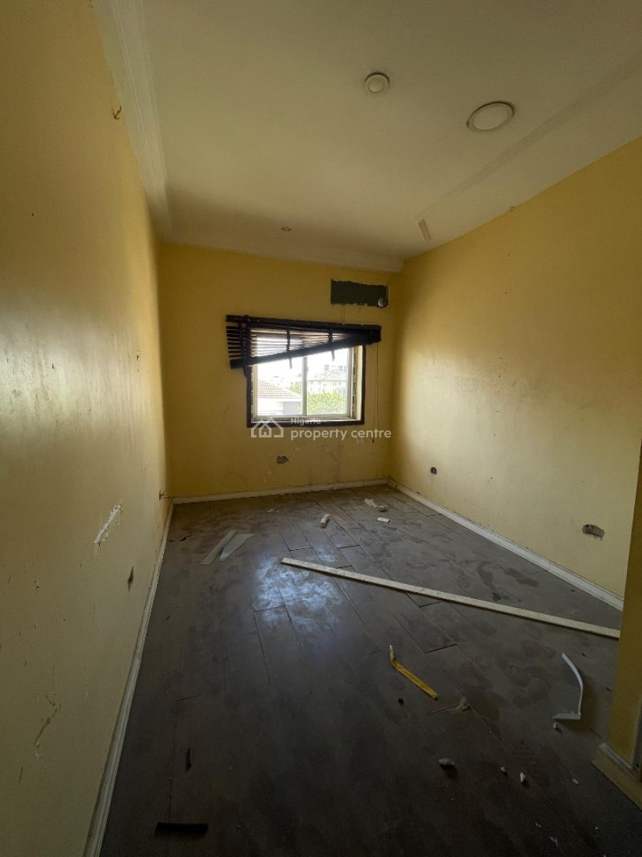 6 Bedroom Terrace Duplex, Lekki Right, Lekki Phase 1, Lekki, Lagos, Office Space for Rent