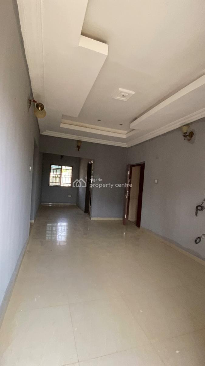 Neatly Renovated 2 Bedroom Flat, Dawaki, Gwarinpa, Abuja, Flat / Apartment for Rent