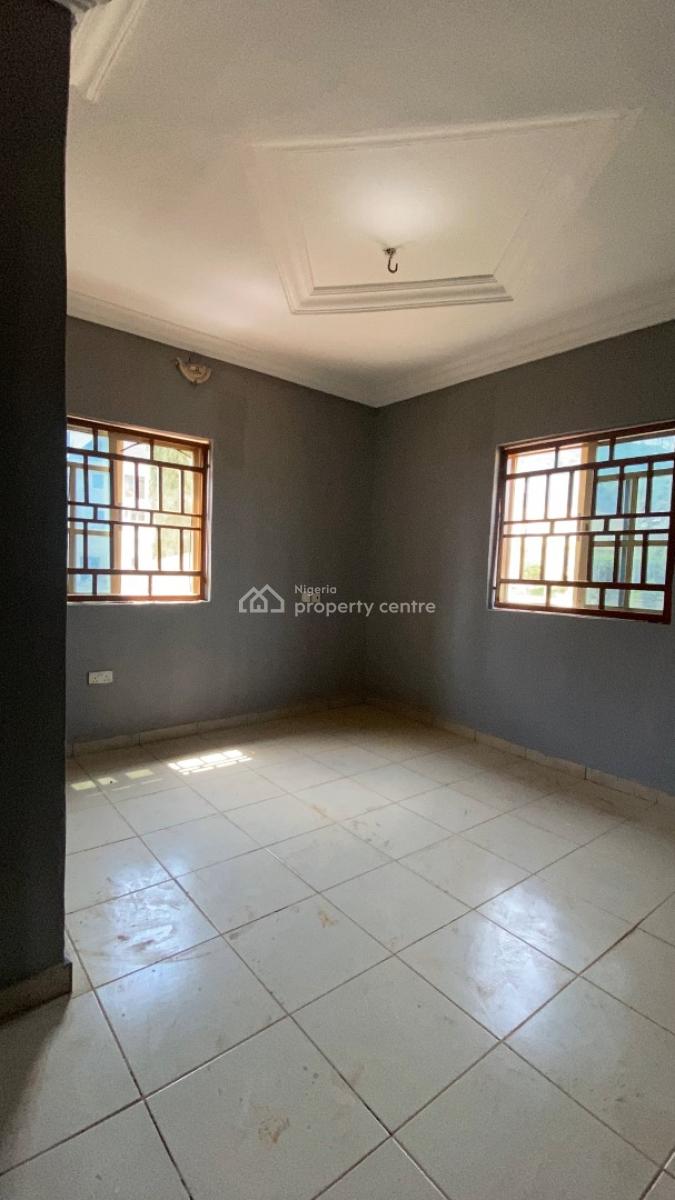 Neatly Renovated 2 Bedroom Flat, Dawaki, Gwarinpa, Abuja, Flat / Apartment for Rent