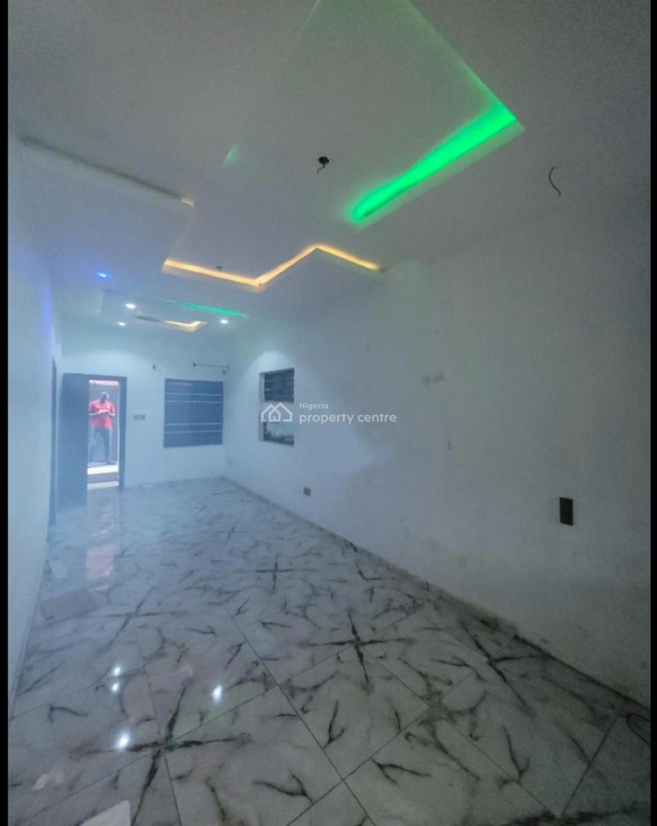 Executive 2 Bedroom Flat, Charlie Boy, Gbagada, Lagos, Flat / Apartment for Rent