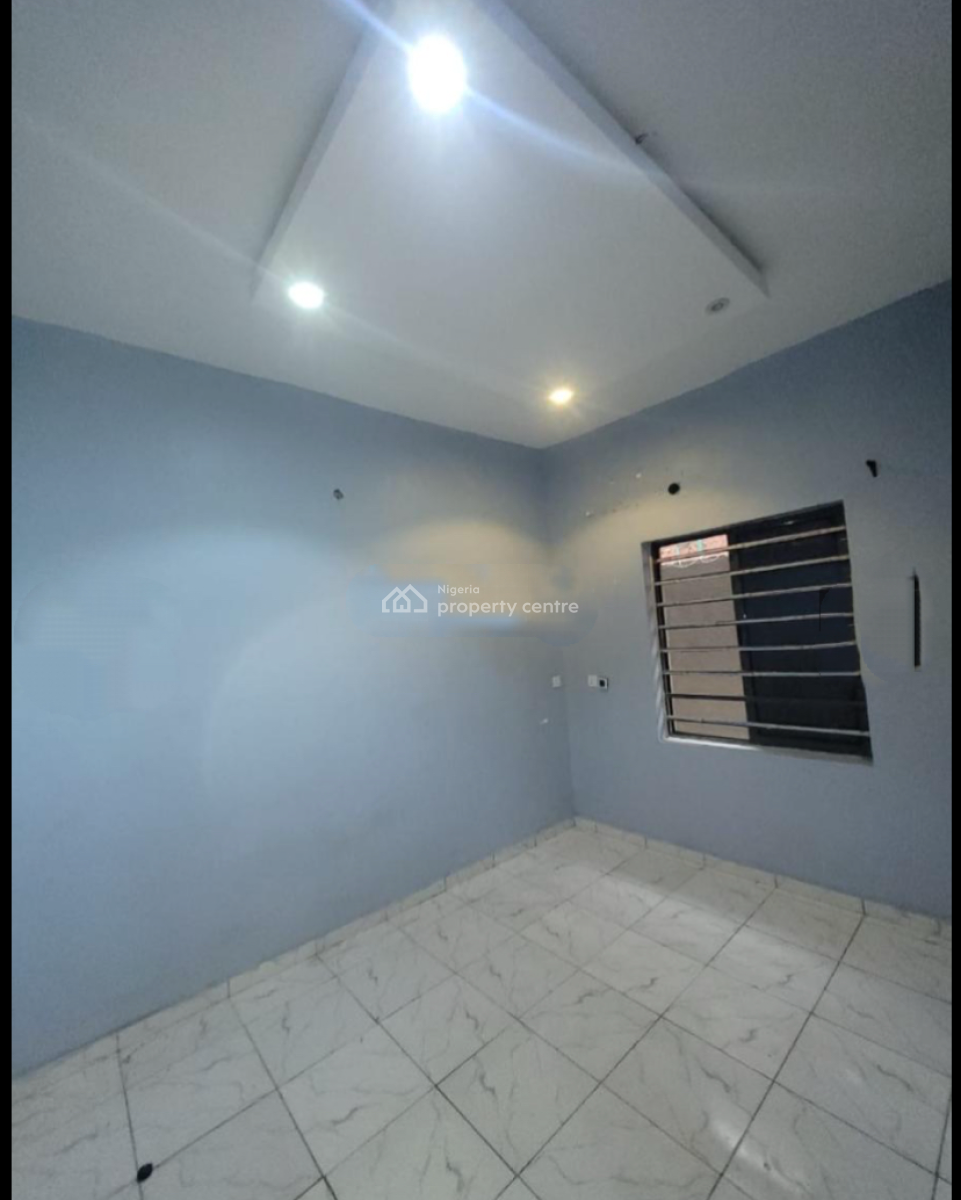 Executive 2 Bedroom Flat, Charlie Boy, Gbagada, Lagos, Flat / Apartment for Rent