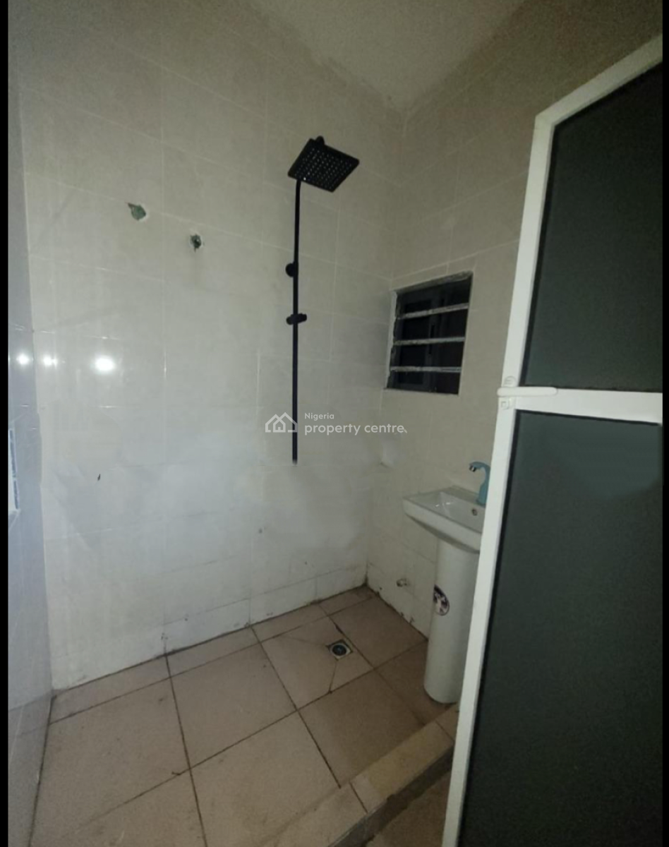 Executive 2 Bedroom Flat, Charlie Boy, Gbagada, Lagos, Flat / Apartment for Rent