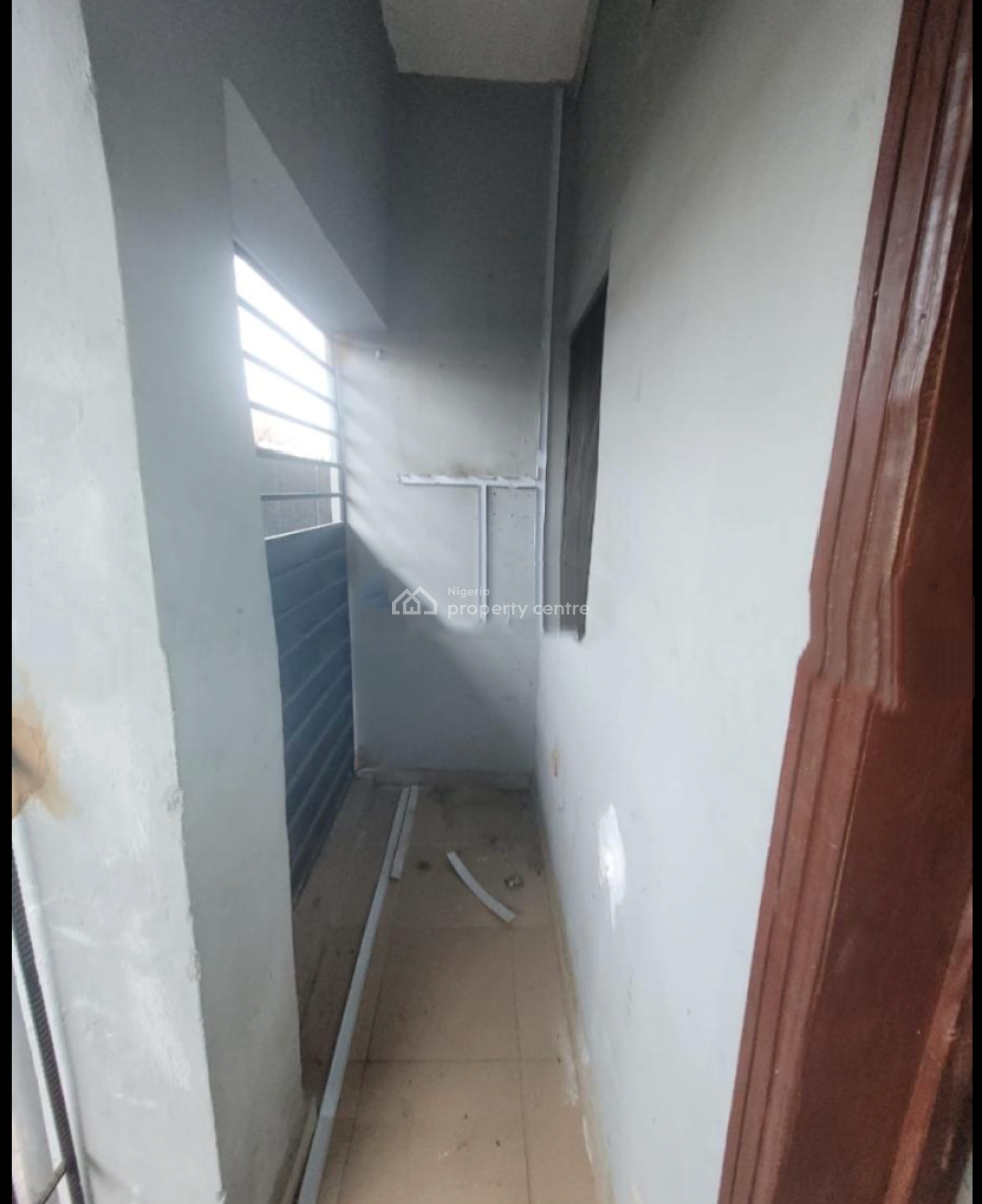 Executive 2 Bedroom Flat, Charlie Boy, Gbagada, Lagos, Flat / Apartment for Rent