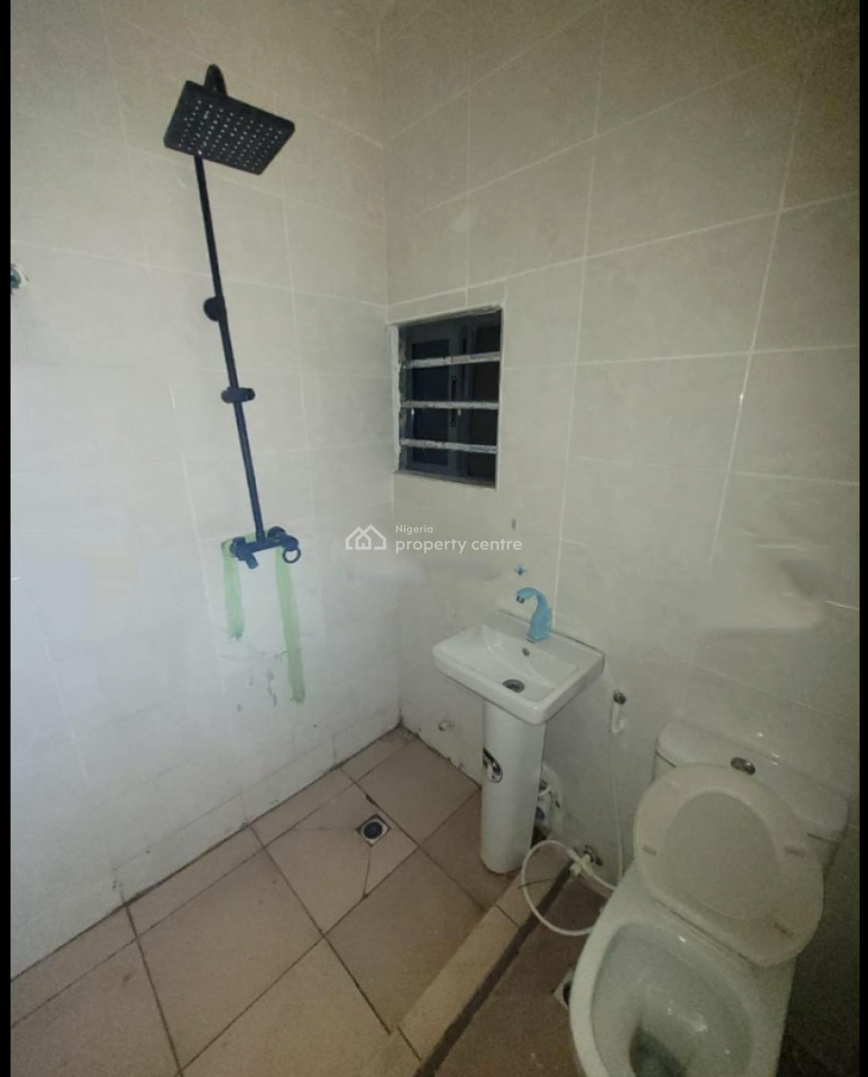 Executive 2 Bedroom Flat, Charlie Boy, Gbagada, Lagos, Flat / Apartment for Rent
