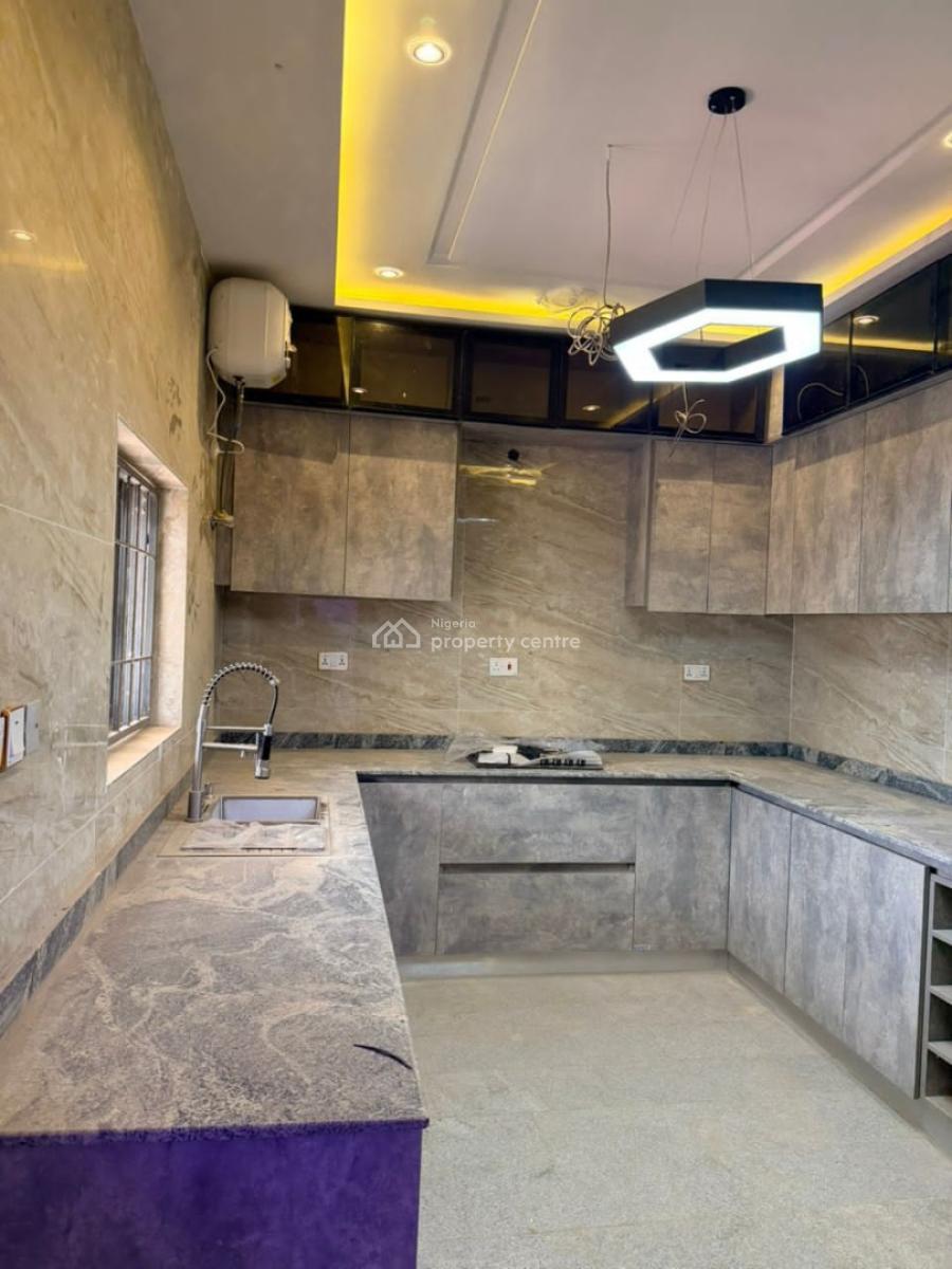 Brand New Smart 4 Bedroom with a Bq, Guzape District, Abuja, Terraced Duplex for Sale