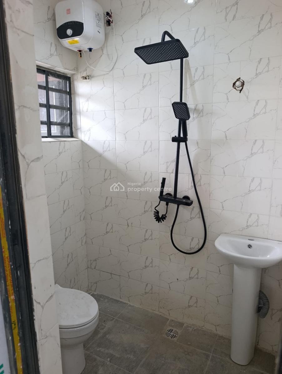 New Miniflat, Shomolu, Lagos, Mini Flat (room and Parlour) for Rent