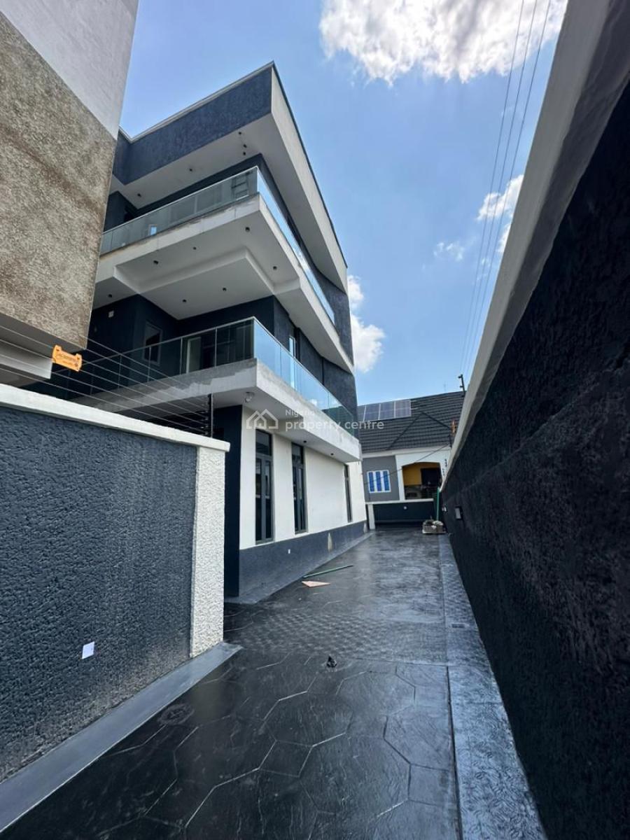 Exquisitely Built 5 Bedroom Semi Detached Duplex with Bq, Stylishly Designed Home with Bq, Driveway in a Secured Estate, Omole Phase 1, Ikeja, Lagos, Semi-detached Duplex for Sale