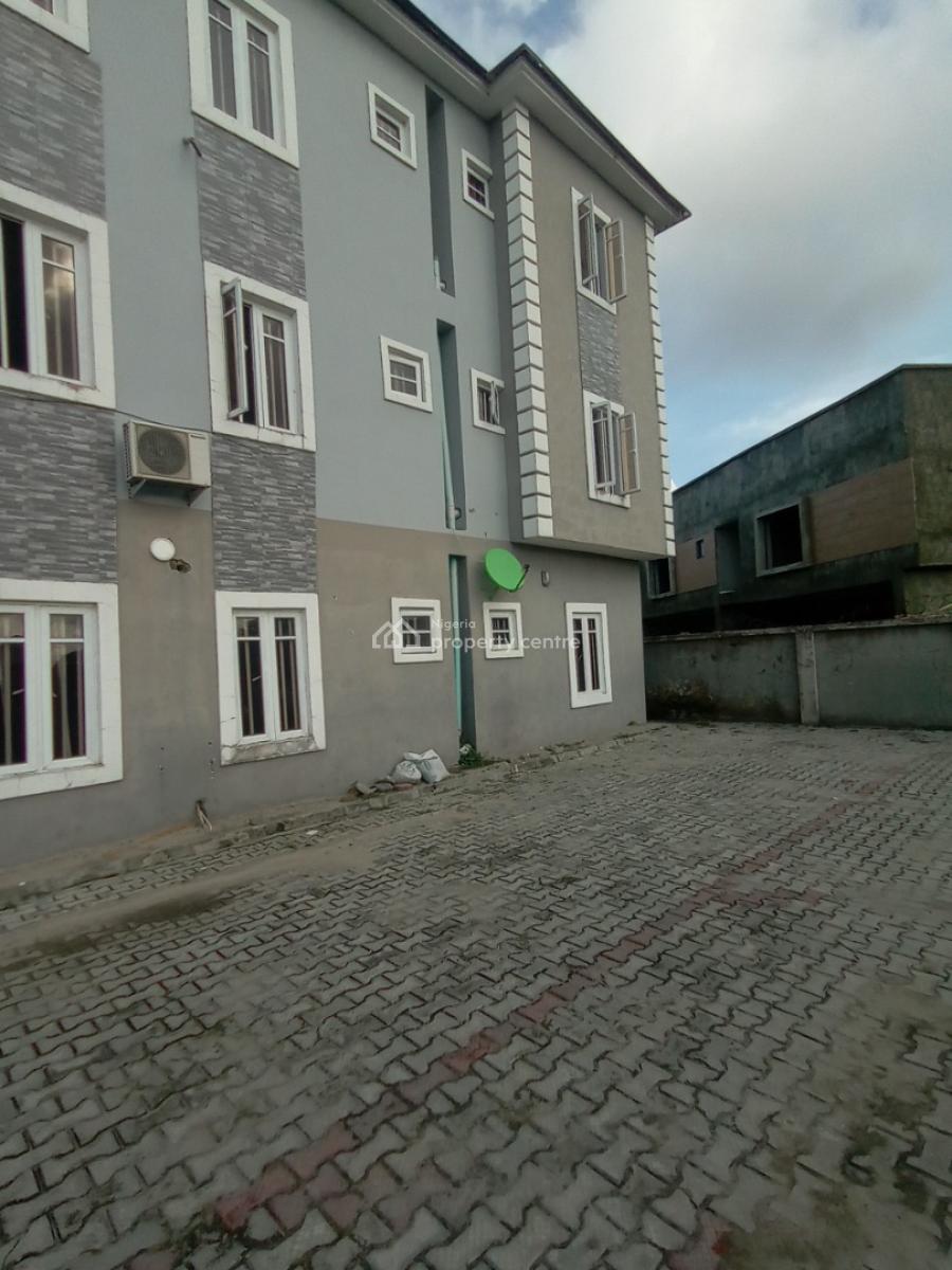 3 Bedroom Flat, Off Mobil Road, Ilaje, Ajah, Lagos, Flat / Apartment for Rent