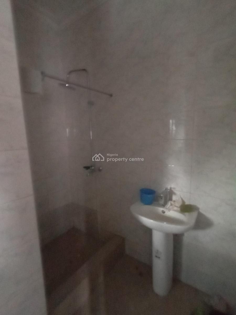 3 Bedroom Flat, Off Mobil Road, Ilaje, Ajah, Lagos, Flat / Apartment for Rent