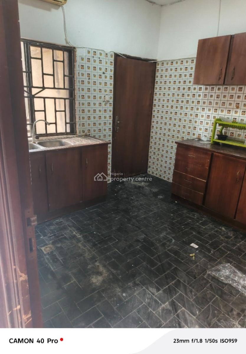 3 Bedroom Apartment, Adeoladeku Street, Victoria Island (vi), Lagos, Flat / Apartment for Rent