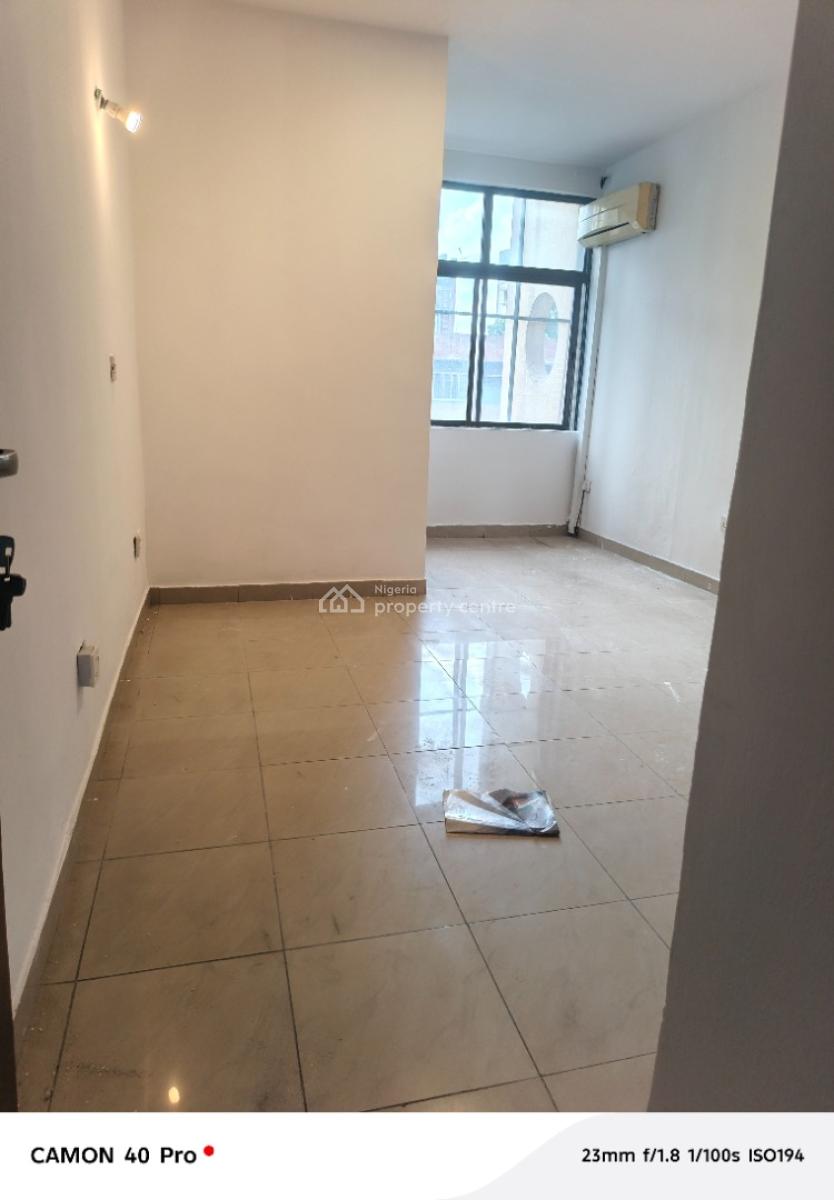 3 Bedroom Apartment, Adeoladeku Street, Victoria Island (vi), Lagos, Flat / Apartment for Rent