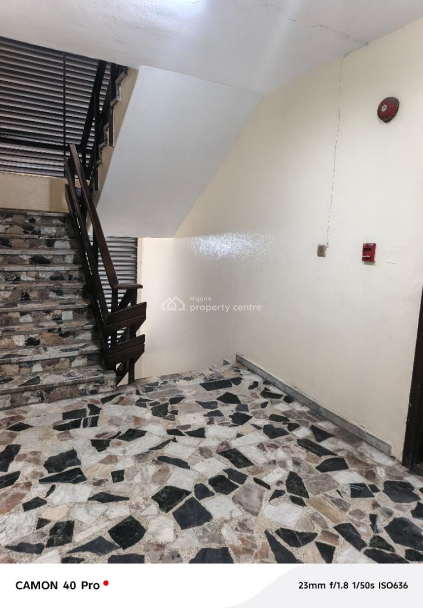 3 Bedroom Apartment, Adeoladeku Street, Victoria Island (vi), Lagos, Flat / Apartment for Rent