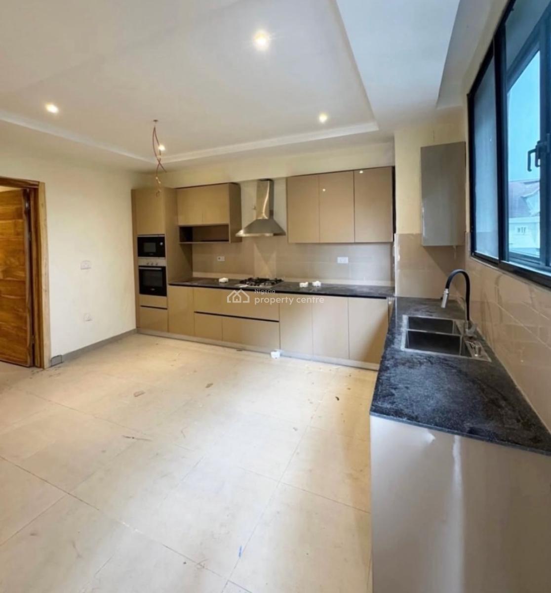 3 Bedroom Apartment, Lekki Phase 1, Lekki, Lagos, Flat / Apartment for Rent