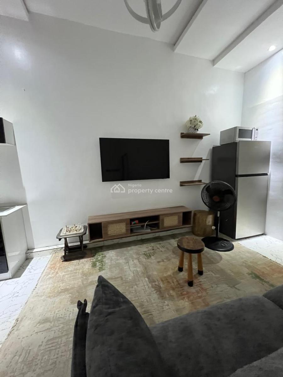 Furnished Mini Flat with 24 Hours Light, Inverter, Pool and Gym, Internet, Royal Pine Estate Gate 3, Orchid Road, Lekki, Lagos, Mini Flat (room and Parlour) for Rent