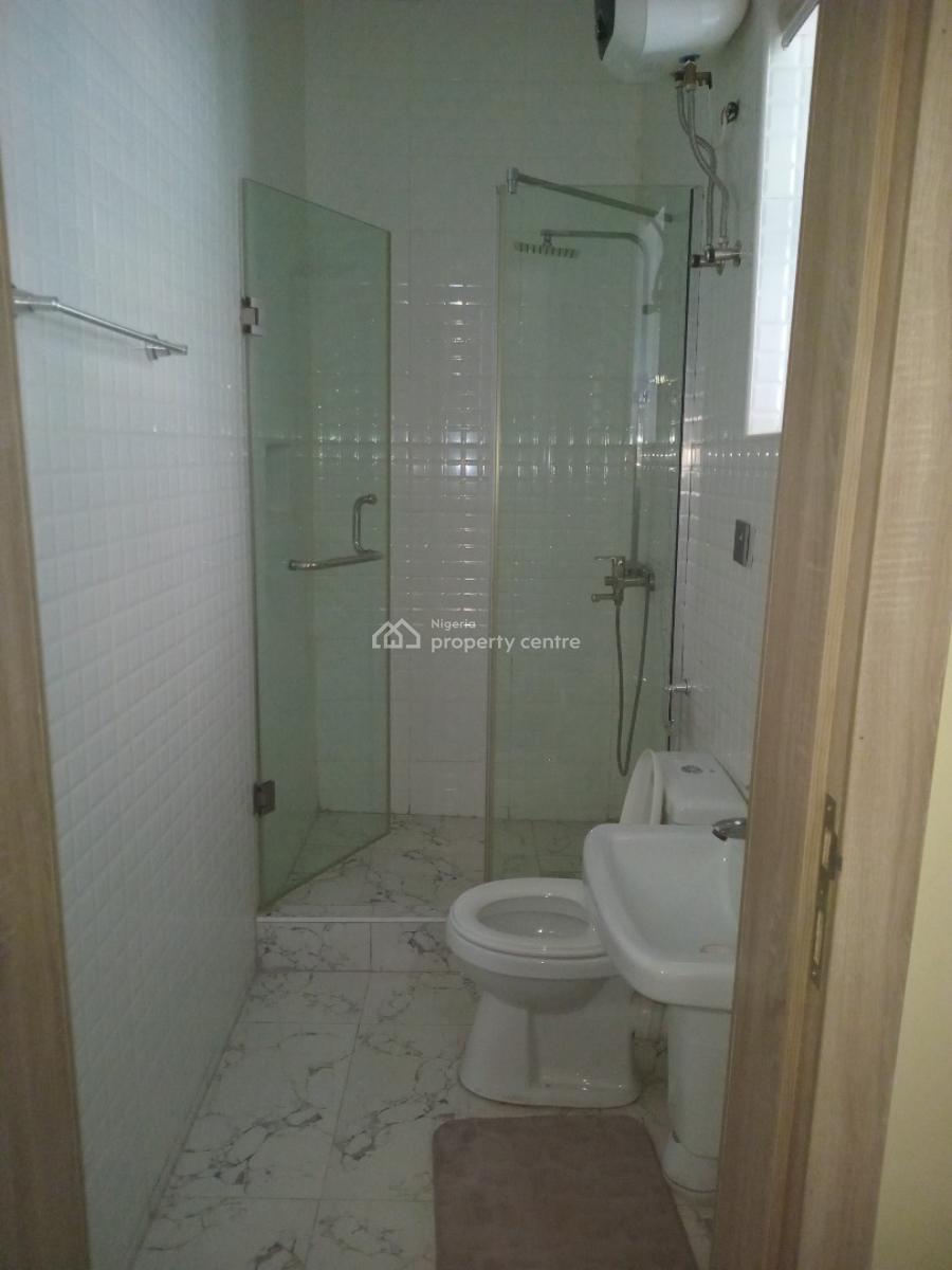 Furnished Room Downstairs ,shared Kitchen with 24hrs Light,pool & Gym, Royal Pine Estate Gate 3, Orchid Road, Lekki, Lagos, Self Contain (single Rooms) for Rent