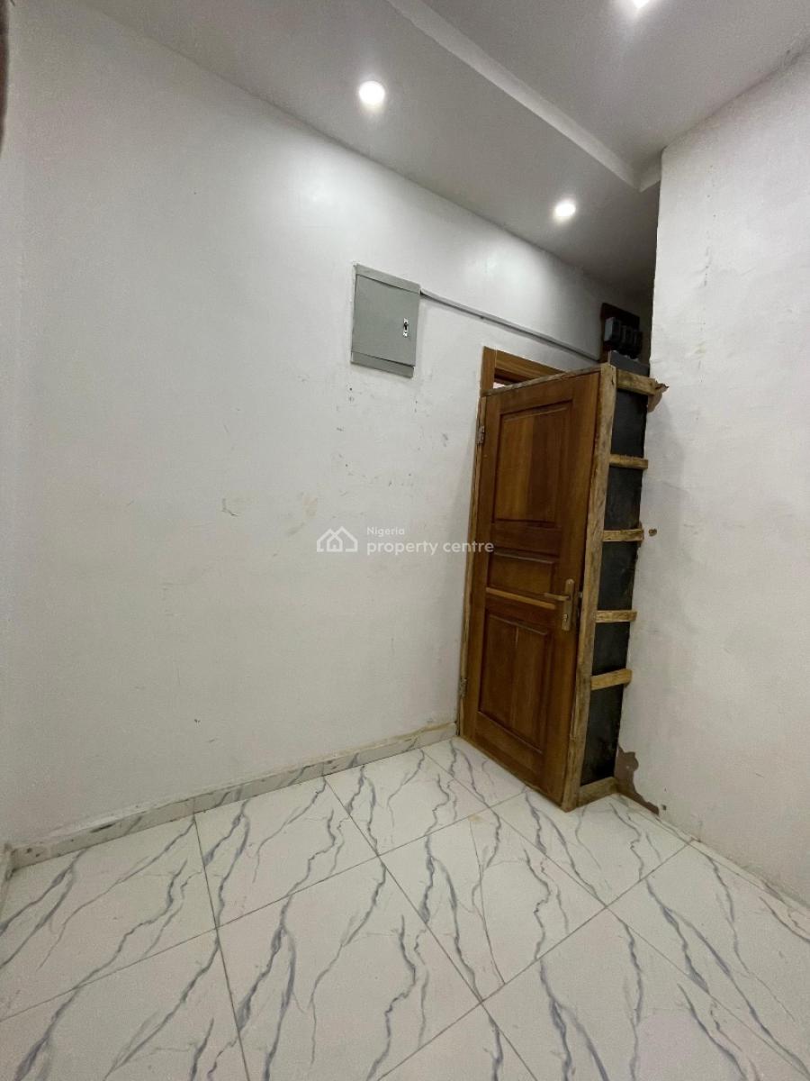 Mini Flat, Ologolo, Lekki, Lagos, Mini Flat (room and Parlour) for Rent