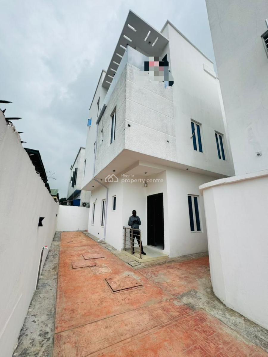 Exquisitely Built 4 Bedroom Fully Detached Duplex with a Room Bq, Exquisitely Built Home with Driveway, Bq in a Secured Estate, Omole Phase 1, Ikeja, Lagos, Detached Duplex for Sale