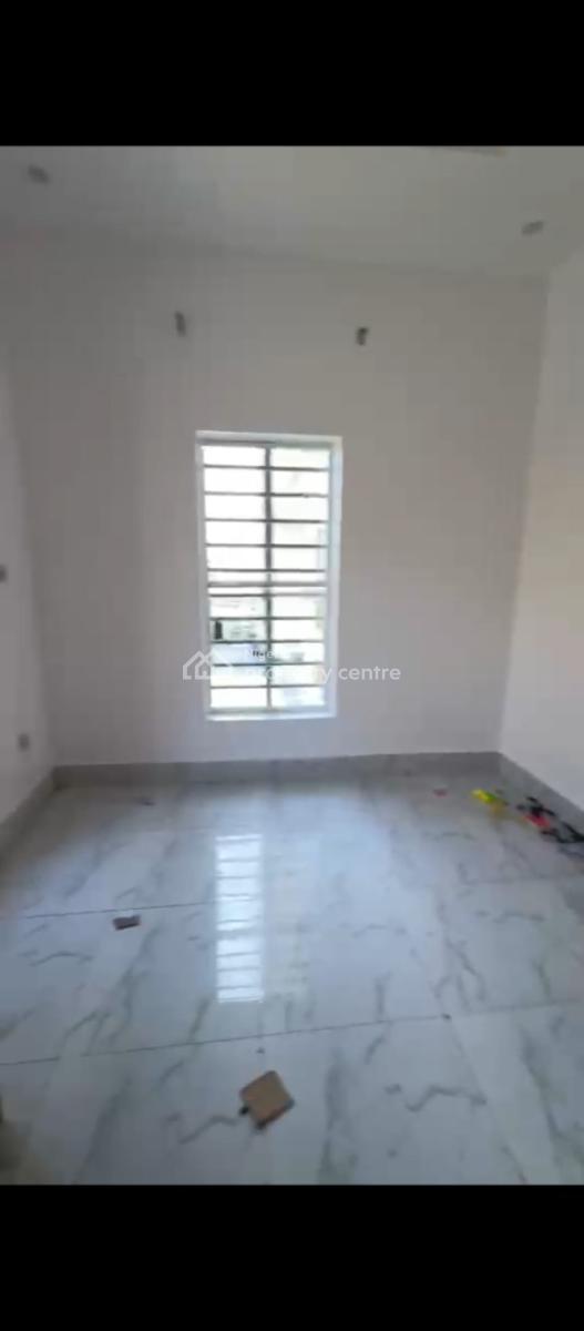 Miniflat Upstairs with Personal Meter Also Comes with Visitors Toilet, Orchid Road Before The Roundabout Lekki, Lekki, Lagos, Mini Flat (room and Parlour) for Rent